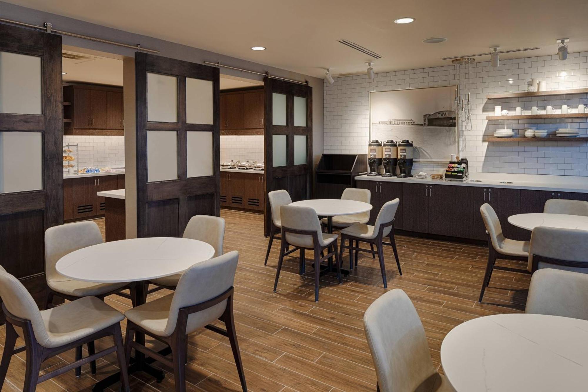 Residence Inn By Marriott Columbus Airport Zewnętrze zdjęcie